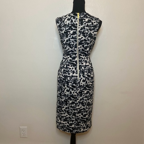 Carmen Marc Valvo Dress **offers welcome- will be donated in 10 days* - Picture 6 of 9